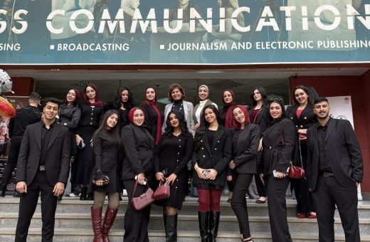طلاب الجامعة الكندية CIC