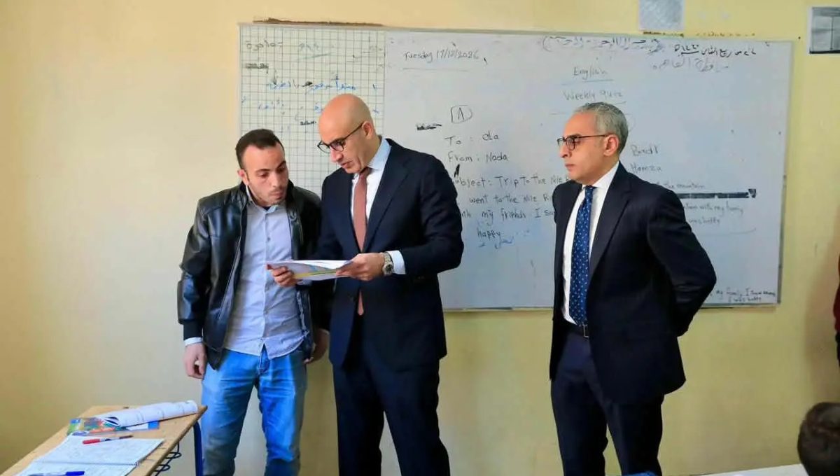 1771318903916 معلمين عبد اللطيف: الاستماع للمعلمين ساعد في حل أزمات التعليم موقع في الجامعة