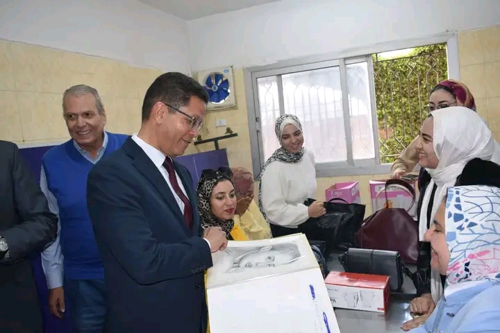 1777828470098 جامعة بنها تعلن ندوة تعريفية أونلاين رئيس جامعة بنها يؤكد: القيم والأخلاق خط أحمر ويحذر من السوشيال ميديا موقع في الجامعة