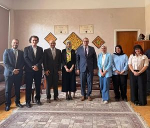 فريق حقوق عين شمس يصنع التاريخ ويتأهل لنهائي مسابقة محكمة صورية دولية للمرة الأولى عربيًا 2 1778015293177 فريق حقوق عين شمس فريق حقوق عين شمس يصنع التاريخ ويتأهل لنهائي مسابقة محكمة صورية دولية للمرة الأولى عربيًا موقع في الجامعة