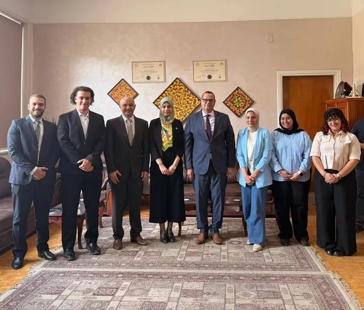 1778015293177 تعليم بورسعيد يفتح باب النقل والندب للمعلمين فريق حقوق عين شمس يصنع التاريخ ويتأهل لنهائي مسابقة محكمة صورية دولية للمرة الأولى عربيًا موقع في الجامعة