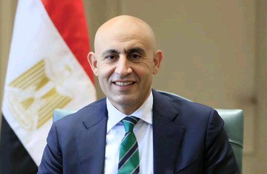 وزير التربية والتعليم، محمد عبد اللطيف