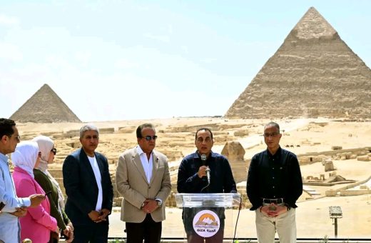 رئيس الوزراء: تراجع كثافة الفصول إلى 40–42 طالبًا بعد أن تجاوزت 100 طالب