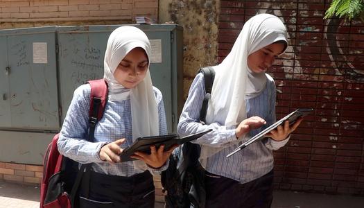 إتاحة تصفح المواقع الحكومية والتعليمية مجانًا