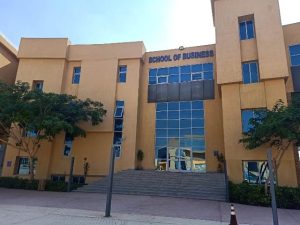 عميد ادارة بجامعة بدر: تطوير البرامج التعليمية لتتماشي مع سوق العمل.. ونطرح تخصصات جديدة تؤهل لوظائف المستقبل.. وهذا موقف الوافدين| حوار 2 عميد ادارة بجامعة بدر: تطوير البرامج التعليمية