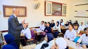 عميد تربية العاصمة: إدخال اللغة اليابانية بالمدارس خطوة استراتيجية تحتاج إعدادًا تدريجيًا ومعلمين مؤهلين| خاص 4 خبراء يحللون قرار تدريس اليابانية لطلاب الإعدادي