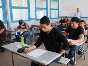 تفاصيل جديدة بشأن الأسئلة المقالية وآلية التصحيح 