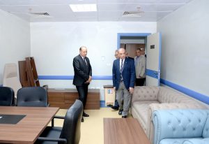رئيس جامعة المنصورة يتفقد مشروعات تطوير القطاع الطبي استعدادًا لتشغيلها 11 FB IMG 1777822291840 رئيس جامعة المنصورة رئيس جامعة المنصورة يتفقد مشروعات تطوير القطاع الطبي استعدادًا لتشغيلها موقع في الجامعة