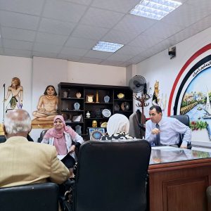 تعليم أسوان يعلن جاهزية مدارس التعليم الفني لامتحانات نهاية العام.. وتشديد على الانضباط الكامل 2 تعليم أسوان يعلن جاهزية مدارس التعليم الفني لامتحانات نهاية العام