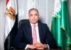 بعد حريق بجوار مدرسة الجيزة الإعدادية.. "عطية" يطمئن على الطالبات ويؤكد استقرار الحالات 2 بعد حريق بجوار مدرسة الجيزة الإعدادية.. "عطية" يطمئن على الطالبات ويؤكد استقرار الحالات