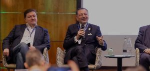 جامعة القاهرة تستعرض تجربتها في الذكاء الاصطناعي وتمكين الطلاب خلال ورشة دولية بلندن 3 FB IMG 1778395581957 جامعة القاهرة جامعة القاهرة تستعرض تجربتها في الذكاء الاصطناعي وتمكين الطلاب خلال ورشة دولية بلندن موقع في الجامعة