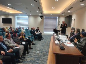 رئيس جامعة دمياط يعرض مشروعات المستشفى الجامعي ومجمع المعامل خلال مناقشة الموازنة 4 FB IMG 1778681116818 رئيس جامعة دمياط يعرض مشروعات المستشفى الجامعي رئيس جامعة دمياط يعرض مشروعات المستشفى الجامعي ومجمع المعامل خلال مناقشة الموازنة موقع في الجامعة