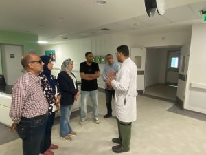 عقب تعرضه لاعتداء من زملائه.. وكيلة تعليم السويس تزور تلميذ الصف السادس بالمستشفى وتطمئن على حالته 8 FB IMG 1778690928799 وكيلة تعليم السويس تزور تلميذ الصف السادس بالمستشفى عقب تعرضه لاعتداء من زملائه.. وكيلة تعليم السويس تزور تلميذ الصف السادس بالمستشفى وتطمئن على حالته موقع في الجامعة