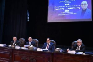 جامعة القاهرة تستضيف محمد سلماوي في رحلة تكوينه من مدرجات الجامعة إلى فضاء الثقافة والصحافة 4 FB IMG 1778741441940 جامعة القاهرة تستضيف محمد سلماوي جامعة القاهرة تستضيف محمد سلماوي في رحلة تكوينه من مدرجات الجامعة إلى فضاء الثقافة والصحافة موقع في الجامعة