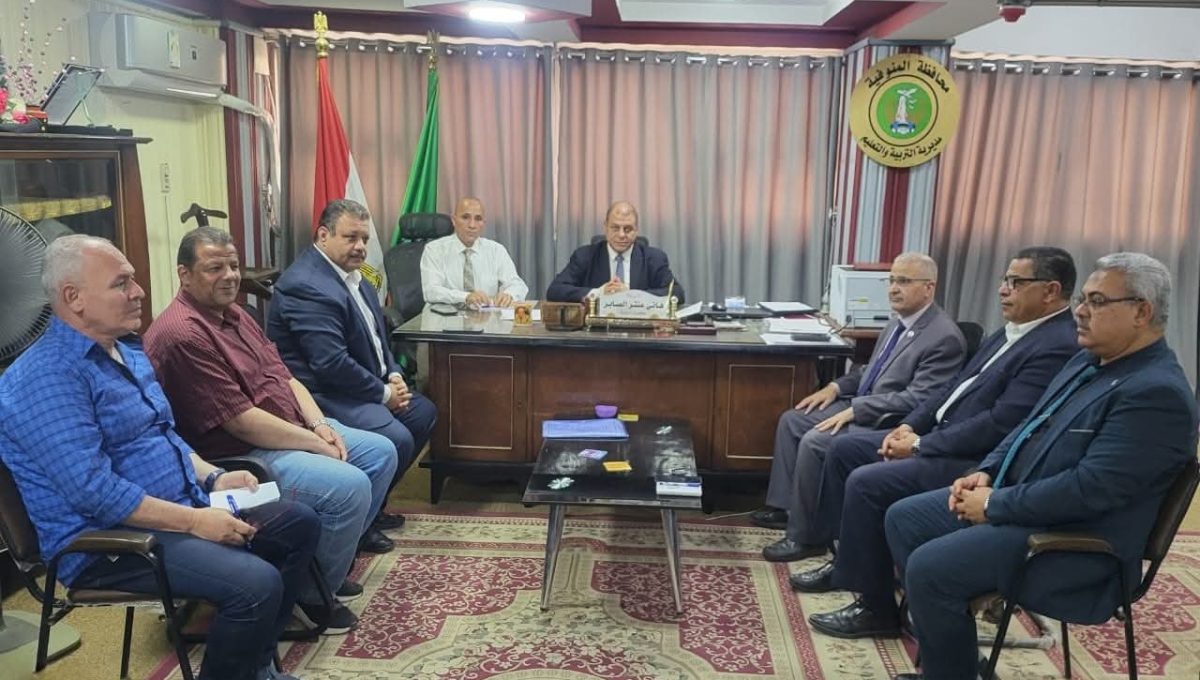 وكيل تعليم المنوفية يوجه بتكثيف المتابعة