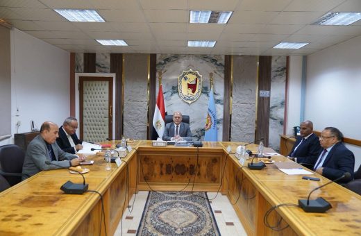FB IMG 1779013098006 جامعة سوهاج تؤسس شركة لإدارة المستشفيات 8 أساتذة يتنافسون على منصب عميد كلية الآداب بجامعة سوهاج ضمن إجراءات اختيار القيادات الأكاديمية| تفاصيل موقع في الجامعة