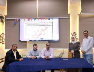 عبر البث المباشر.. تعليم القاهرة تواصل تقديم المراجعات النهائية المجانية لطلاب الشهادة الإعدادية 2026 4 FB IMG 1779215408318 المراجعات النهائية المجانية لطلاب الشهادة الإعدادية عبر البث المباشر.. تعليم القاهرة تواصل تقديم المراجعات النهائية المجانية لطلاب الشهادة الإعدادية 2026 موقع في الجامعة