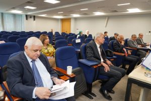 جامعة عين شمس الأهلية تبدأ مرحلة الانطلاق.. مجلس الأمناء يناقش البرامج الأكاديمية والشراكات الدولية 5 FB IMG 1779215917625 جامعة عين شمس الأهلية تبدأ مرحلة الانطلاق جامعة عين شمس الأهلية تبدأ مرحلة الانطلاق.. مجلس الأمناء يناقش البرامج الأكاديمية والشراكات الدولية موقع في الجامعة