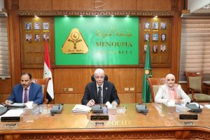 FB IMG 1779219863025 مجلس جامعة المنوفية مجلس جامعة المنوفية يكلّف كلية الحقوق بتحديث اللائحة الدراسية لمواكبة سوق العمل موقع في الجامعة