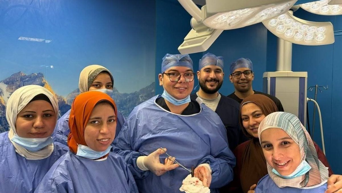 مستشفيات بنها الجامعية تنجح في إنقاذ مريض واستخراج جسم غريب