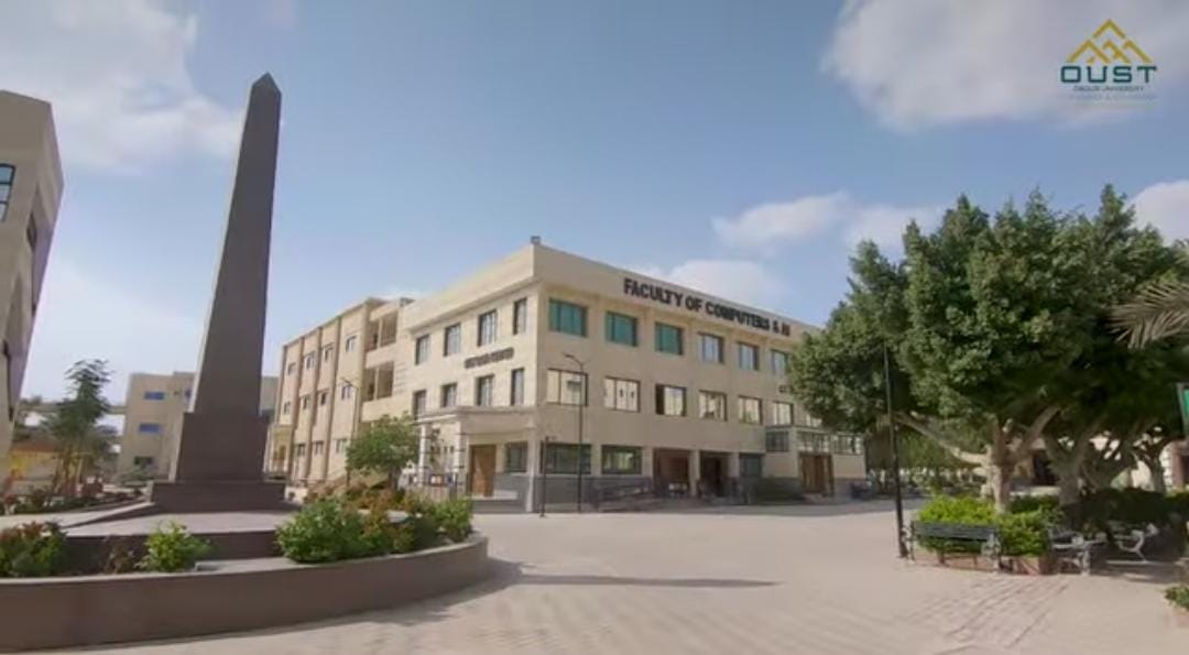 كلية الحاسبات والذكاء الاصطناعي جامعة العبور للعلوم والتكنولوجيا 