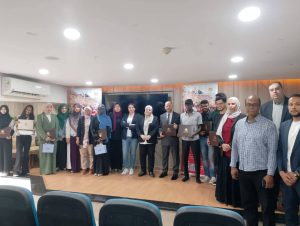 جامعة قناة السويس تحتفي بطالبة صينية تحصد المركز الثاني في “إبداعات الوافدين 2025 2 جامعة قناة السويس تحتفي بطالبة صينية