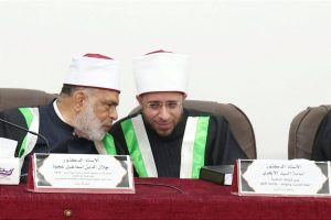 IMG 20260502 WA0103 وزير الأوقاف وزير الأوقاف يناقش رسالة دكتوراه بجامعة الأزهر ويؤكد أهمية البحث العلمي في مواجهة قضايا الفكر المعاصر موقع في الجامعة
