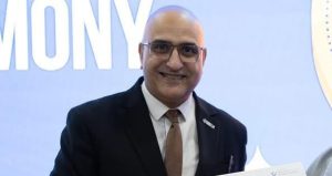 الدكتور أشرف زكي عميد كلية الفنون الرقمية والتصميم جامعة مصر للمعلوماتية 