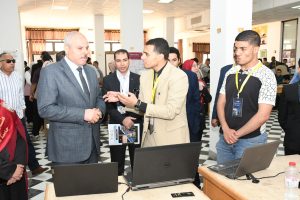 IMG 20260506 WA0035 جامعة قناة السويس تعرض نماذج ملهمة من إبداعات طلابها بـ37 ابتكارًا طلابيًا.. جامعة قناة السويس تعرض نماذج ملهمة من إبداعات طلابها في معرض الابتكار موقع في الجامعة