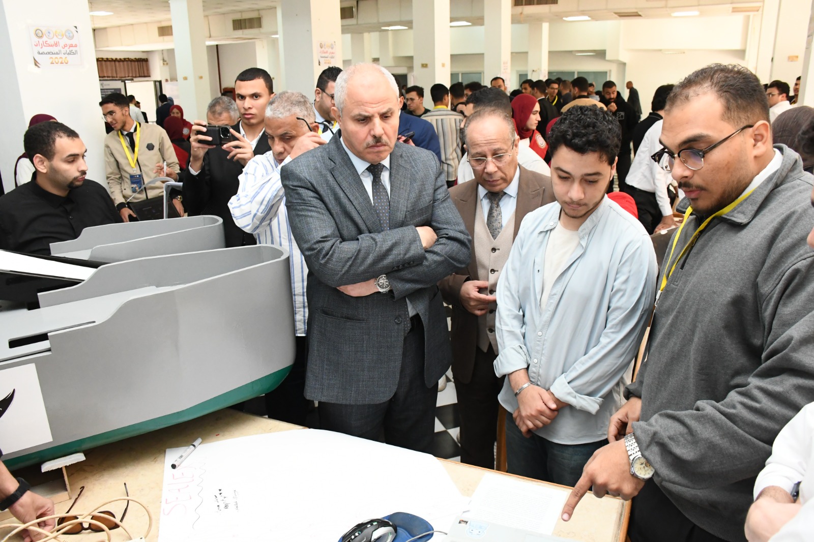 IMG 20260506 WA0038 جامعة قناة السويس تعرض نماذج ملهمة من إبداعات طلابها بـ37 ابتكارًا طلابيًا.. جامعة قناة السويس تعرض نماذج ملهمة من إبداعات طلابها في معرض الابتكار موقع في الجامعة