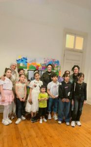 داليا الحزاوي: معرض رسومات الأطفال اللاجئين الفلسطينيين يجسد قوة الفن في التعبير عن الأمل والدعم النفسي 5 IMG 20260509 WA0100 معرض رسومات الأطفال اللاجئين الفلسطينيين داليا الحزاوي: معرض رسومات الأطفال اللاجئين الفلسطينيين يجسد قوة الفن في التعبير عن الأمل والدعم النفسي موقع في الجامعة