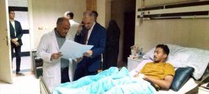 رئيس جامعة أسوان يطمئن على مصابي حادث طريق صحاري المطار ويوجه بعقد الامتحانات داخل المستشفى 3 IMG 20260512 WA0024 رئيس جامعة أسوان يطمئن على مصابي حادث طريق صحاري رئيس جامعة أسوان يطمئن على مصابي حادث طريق صحاري المطار ويوجه بعقد الامتحانات داخل المستشفى موقع في الجامعة