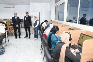 لأول مرة.. جامعة الإسماعيلية الأهلية تُجري اختبارات الاستماع والمحادثة إلكترونيًا لطلاب الترجمة بالألمانية والصينية 5 IMG 20260512 WA0073 جامعة الإسماعيلية الأهلية لأول مرة.. جامعة الإسماعيلية الأهلية تُجري اختبارات الاستماع والمحادثة إلكترونيًا لطلاب الترجمة بالألمانية والصينية موقع في الجامعة