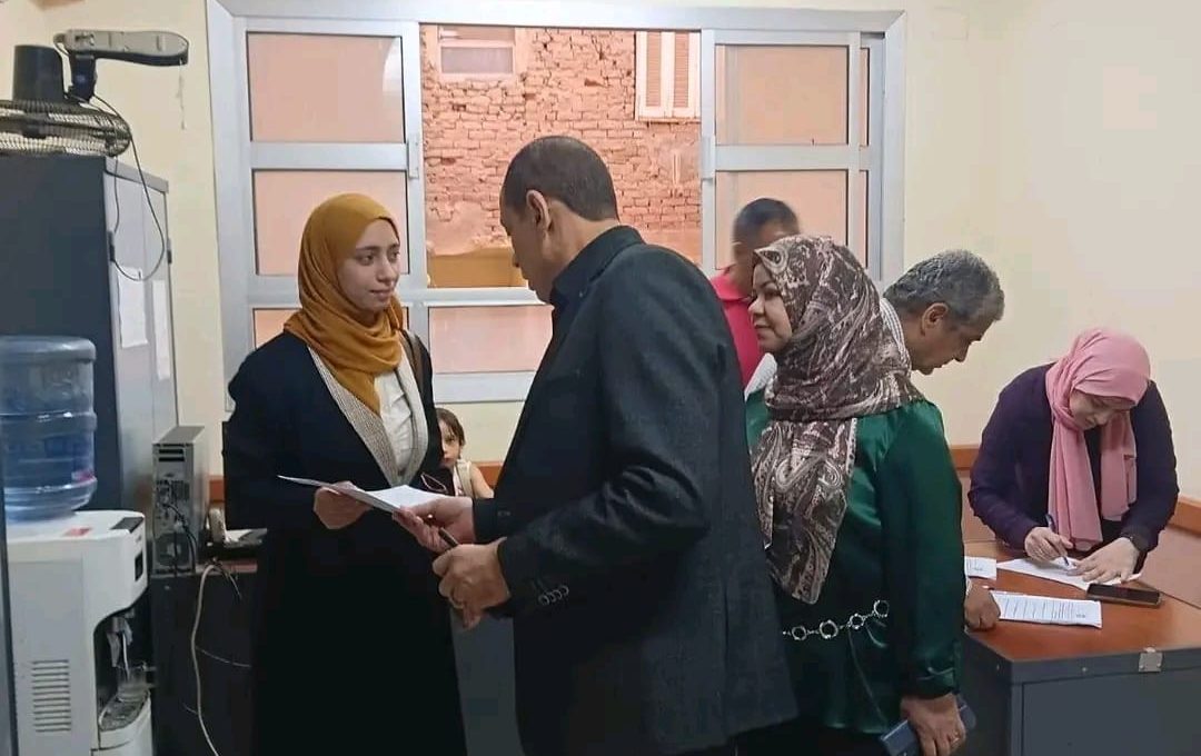 حزم وانضباط في امتحانات القليوبية.. إحالة مسؤول للتحقيق خلال جولة مفاجئة لوكيل التعليم ببنها