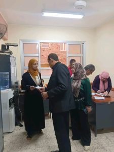حزم وانضباط في امتحانات القليوبية.. إحالة مسؤول للتحقيق خلال جولة مفاجئة لوكيل التعليم ببنها| تفاصيل 2 حزم وانضباط في امتحانات القليوبية.. إحالة مسؤول للتحقيق خلال جولة مفاجئة لوكيل التعليم ببنها