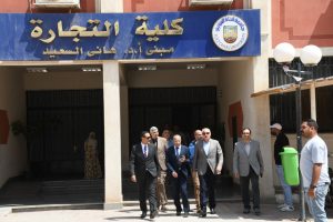 رئيس جامعة قناة السويس يتفقد اللجان ويؤكد: انضباط كامل وتطبيق حاسم للوائح الامتحانات 7 IMG 20260516 WA0044 رئيس جامعة قناة السويس يتفقد اللجان رئيس جامعة قناة السويس يتفقد اللجان ويؤكد: انضباط كامل وتطبيق حاسم للوائح الامتحانات موقع في الجامعة