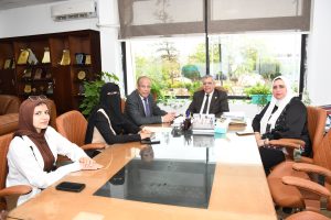 IMG 20260517 WA0049 جامعة قناة السويس تبدأ استعداداتها للمبادرة الوطنية جامعة قناة السويس تبدأ استعداداتها للمبادرة الوطنية للمشروعات الخضراء الذكية 2026 موقع في الجامعة