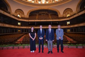 جامعة القاهرة تبحث شراكة أورومتوسطية جديدة مع جامعة إيموني السلوفينية لتعزيز التعاون الأكاديمي والبحثي 2 جامعة القاهرة تبحث شراكة أورومتوسطية جديدة مع جامعة إيموني السلوفينية لتعزيز التعاون الأكاديمي والبحثي
