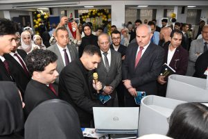 IMG 20260523 WA0038 الكلية المصرية الصينية روبوت ذكي وتطبيق لخدمة الصم.. مشروعات تخرج طلاب الكلية المصرية الصينية تلفت الأنظار بجامعة قناة السويس موقع في الجامعة