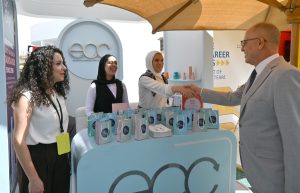بمشاركة 170 شركة.. ملتقى التوظيف بالجامعة الألمانية بالقاهرة يعزز فرص التدريب والعمل 2 ملتقى التوظيف بالجامعة الألمانية بالقاهرة يعزز فرص التدريب والعمل