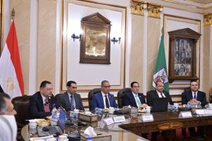 بحضور محافظ الجيزة.. قرارات جديدة من مجلس جامعة القاهرة لدعم البحث العلمي وتطوير الخدمات التعليمية 3 IMG 20260525 WA0006 قرارات جديدة من مجلس جامعة القاهرة بحضور محافظ الجيزة.. قرارات جديدة من مجلس جامعة القاهرة لدعم البحث العلمي وتطوير الخدمات التعليمية موقع في الجامعة