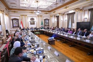 بحضور محافظ الجيزة.. قرارات جديدة من مجلس جامعة القاهرة لدعم البحث العلمي وتطوير الخدمات التعليمية 2 بحضور محافظ الجيزة.. قرارات جديدة من مجلس جامعة القاهرة لدعم البحث العلمي وتطوير الخدمات التعليمية