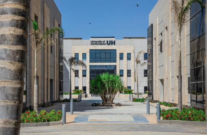 IMG 0378 جامعة هيرتفوردشاير في مصر جامعة هيرتفوردشاير في مصر 2026/2027.. المصروفات والبرامج المتاحة بجميع الكليات موقع في الجامعة