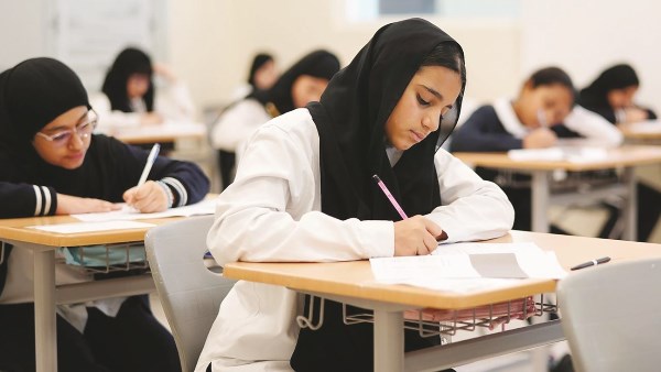 IMG 7810 جامعة قناة السويس تحتفي بطالبة صينية قرار هام من التعليم لطلاب أبناؤنا في الخارج قبل غلق التسجيل للاستمارة الإلكترونية موقع في الجامعة