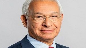 من وزارة التعليم العالي إلى قيادة سنجور.. محطات في مسيرة الدكتور هاني هلال 2 IMG 8370 محطات في مسيرة الدكتور هاني هلال من وزارة التعليم العالي إلى قيادة سنجور.. محطات في مسيرة الدكتور هاني هلال موقع في الجامعة