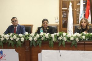 IMG 8846 كلية الآداب بعين شمس 860 جهاز لابتوب.. كلية الآداب بعين شمس تفعّل معامل الاختبارات الإلكترونية موقع في الجامعة