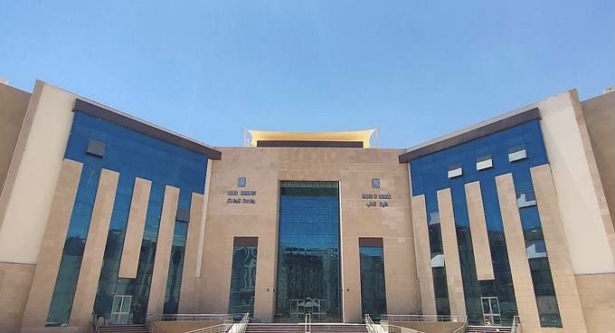 كلية الغذاء والصناعات الغذائية 