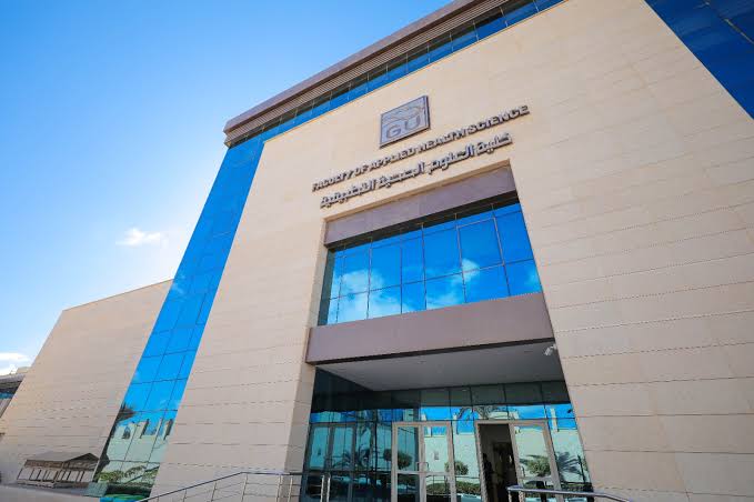 كلية تكنولوجيا العلوم الصحية التطبيقية 