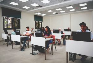 كلية العلوم الإدارية فرع شرم الشيخ