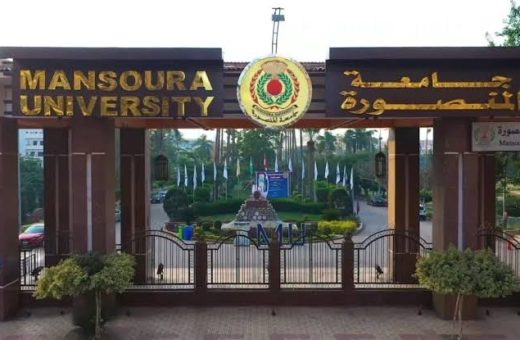 IMG 9866 امتحانات الدبلومات الفنية 2026 جامعة المنصورة تفتح باب التقديم لوظائف جديدة.. رابط التقديم والشروط موقع في الجامعة